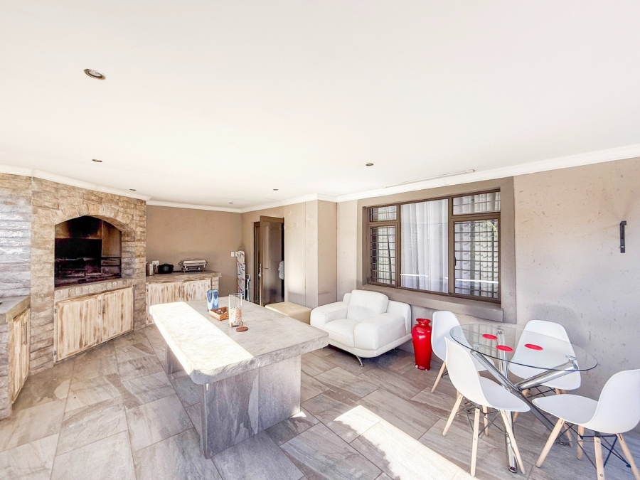 3 Bedroom Property for Sale in Melodie North West